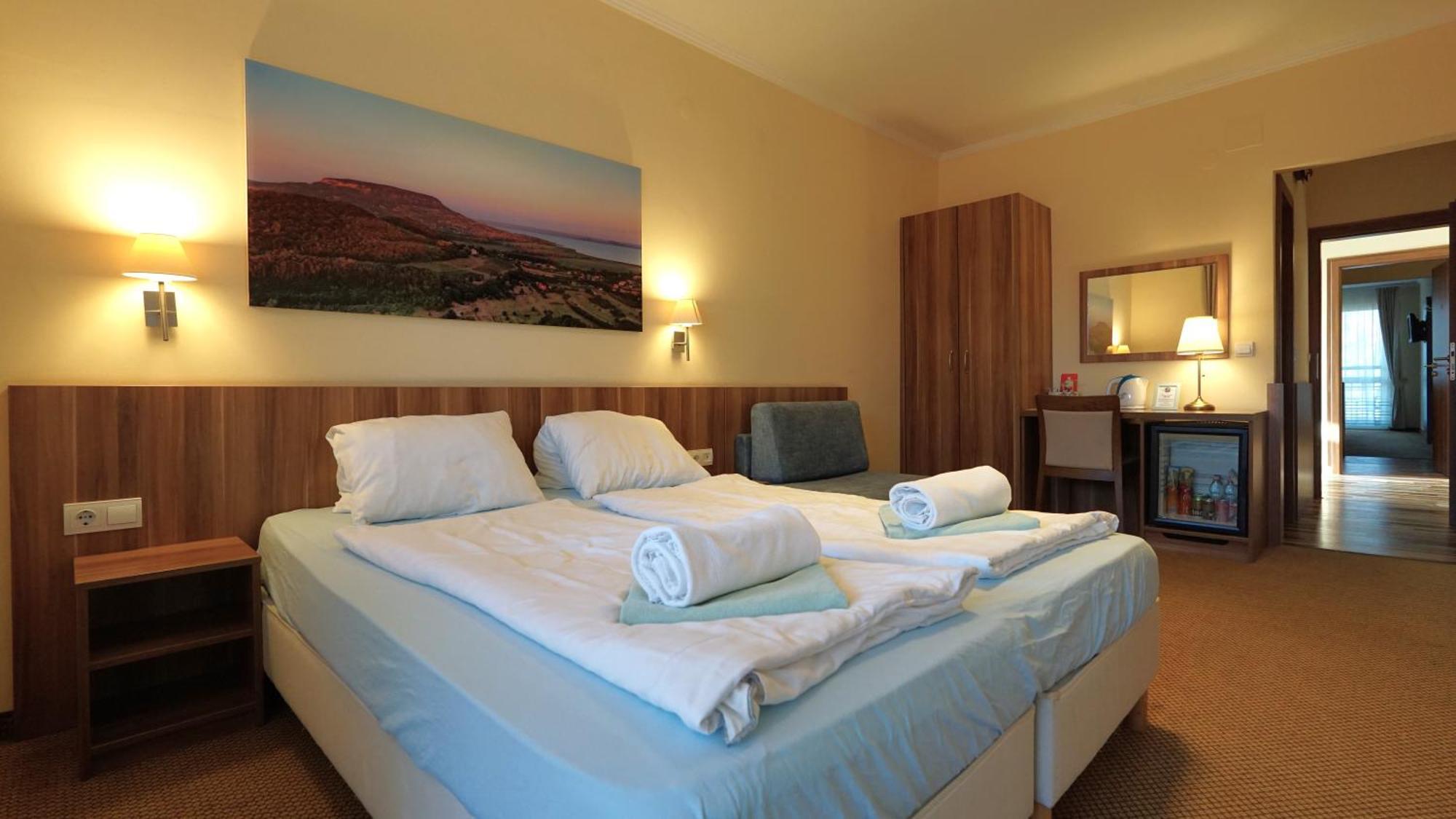 Balaton Colors Beach Hotel ชิโอฟก ภายนอก รูปภาพ
