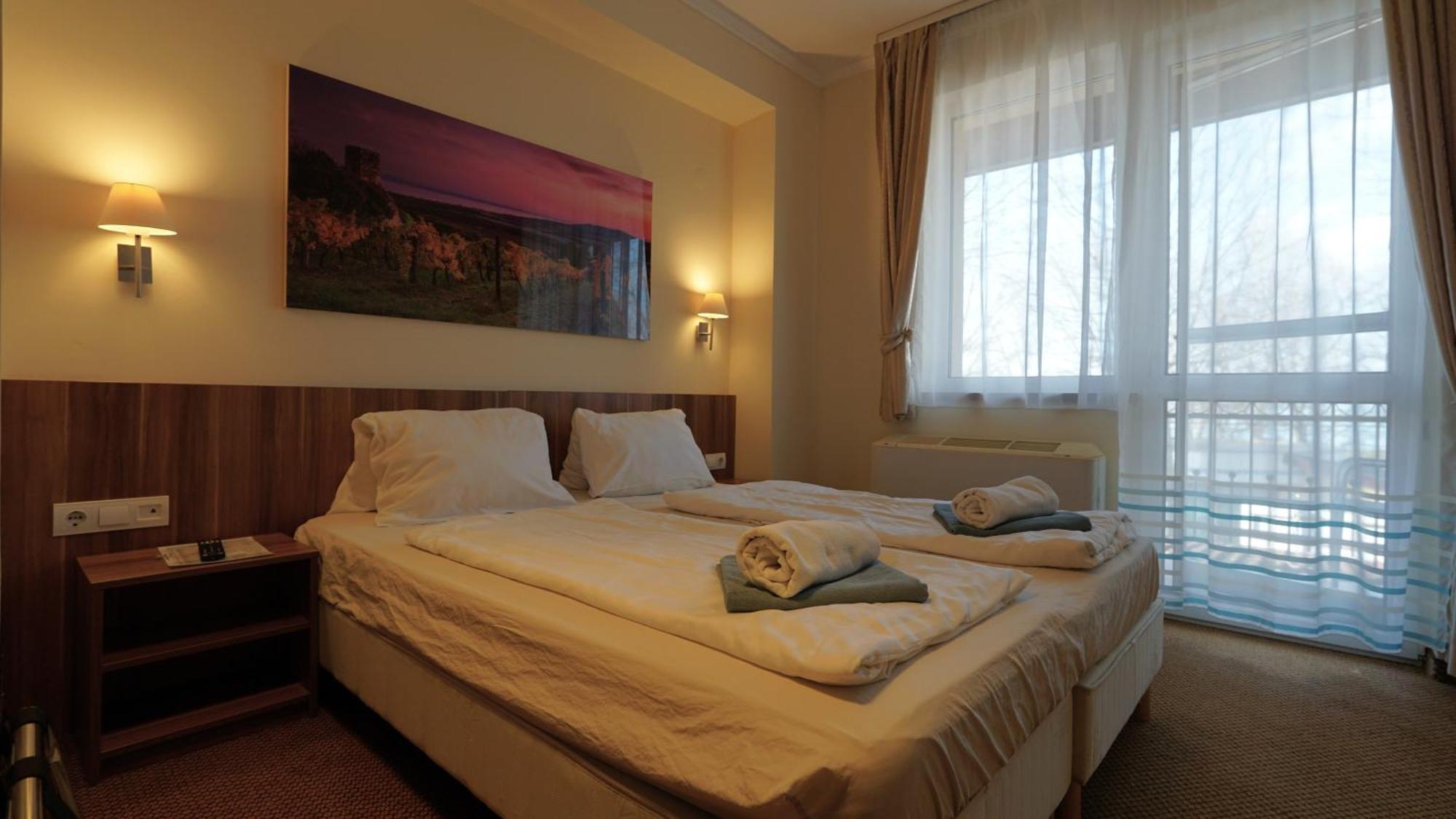 Balaton Colors Beach Hotel ชิโอฟก ภายนอก รูปภาพ
